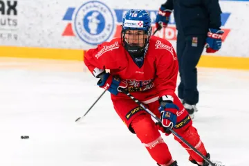 Česká hokejová reprezentace žen na EHT