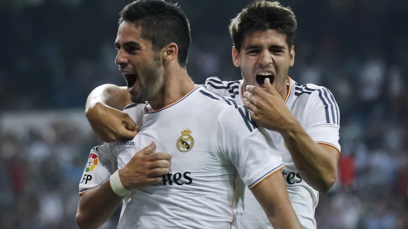 Alvaro Morata a Isco (vpravo) se radují z gólu
