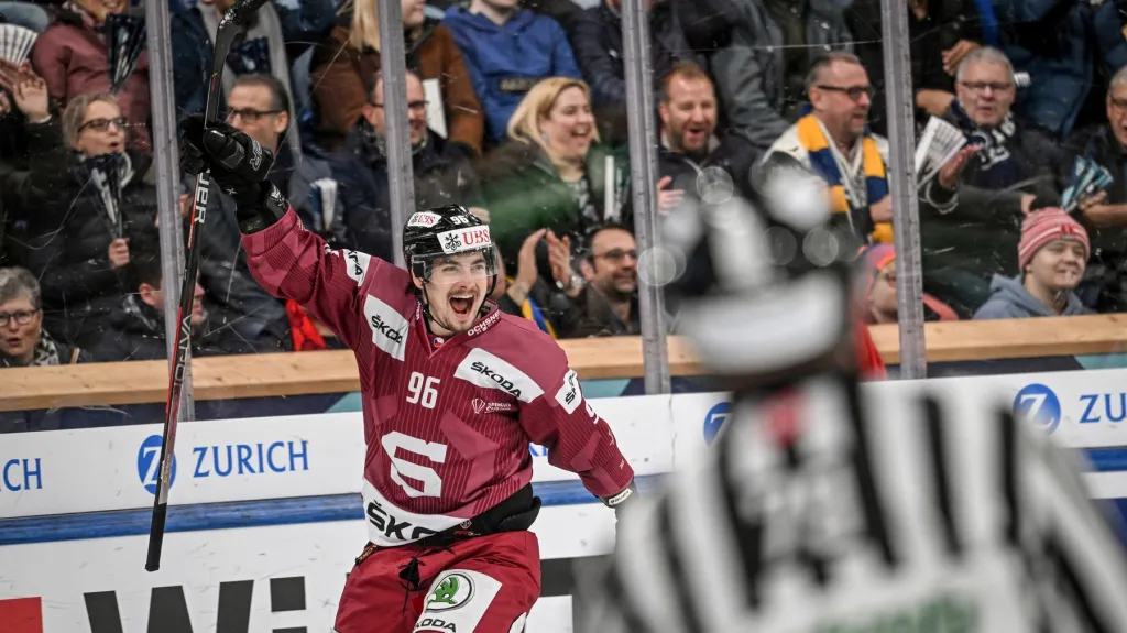 Sparťan David Tomášek slaví na Spenglerově poháru