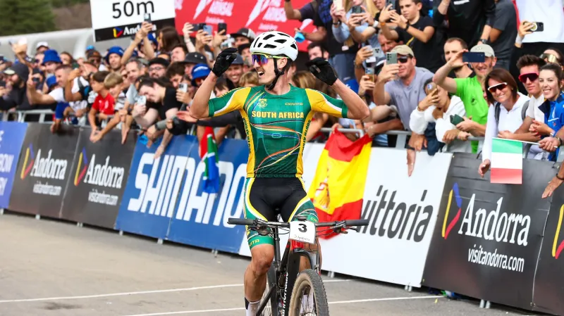 Mistry světa v cross country jsou Hatherly a Pieterseová