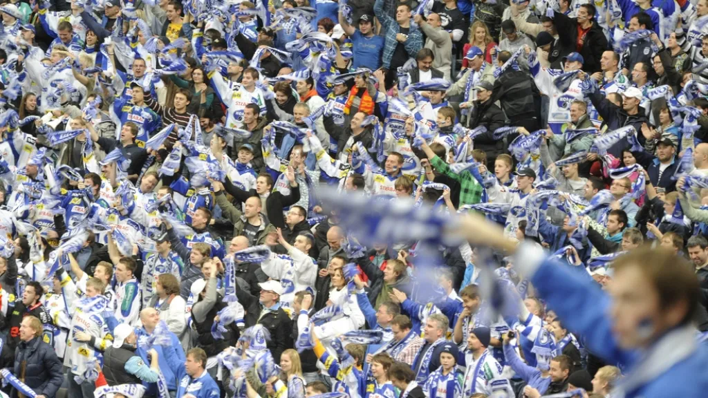 Fanoušci Komety v O2 aréně