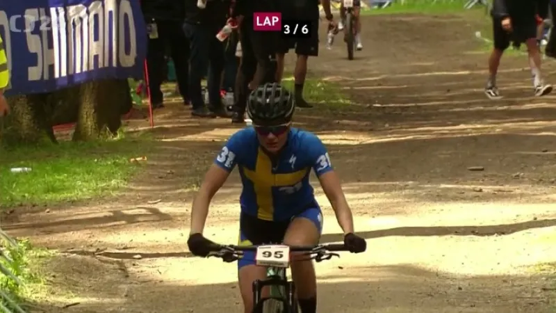 Van der Poel už vládne i bikerům, v Novém Městě se radovala i Courtneyová