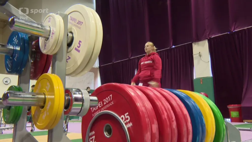 Vzpěračka Králová skončila na univerziádě osmá