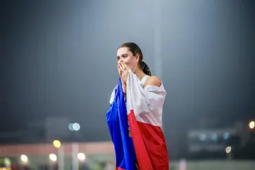 Sedmibojařka Tkáčová si osobním rekordem na osmistovce doběhla pro juniorský bronz