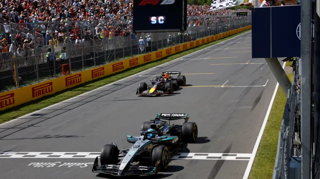 Russell si připsal první vítězství v sezoně