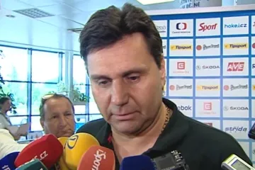 Čeští hokejisté se vrátili z MS