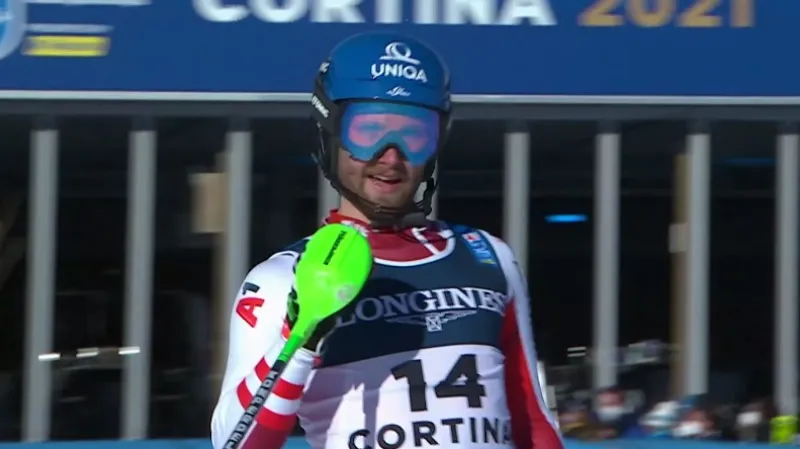 Jízda Marca Schwarze v kombinačním slalomu