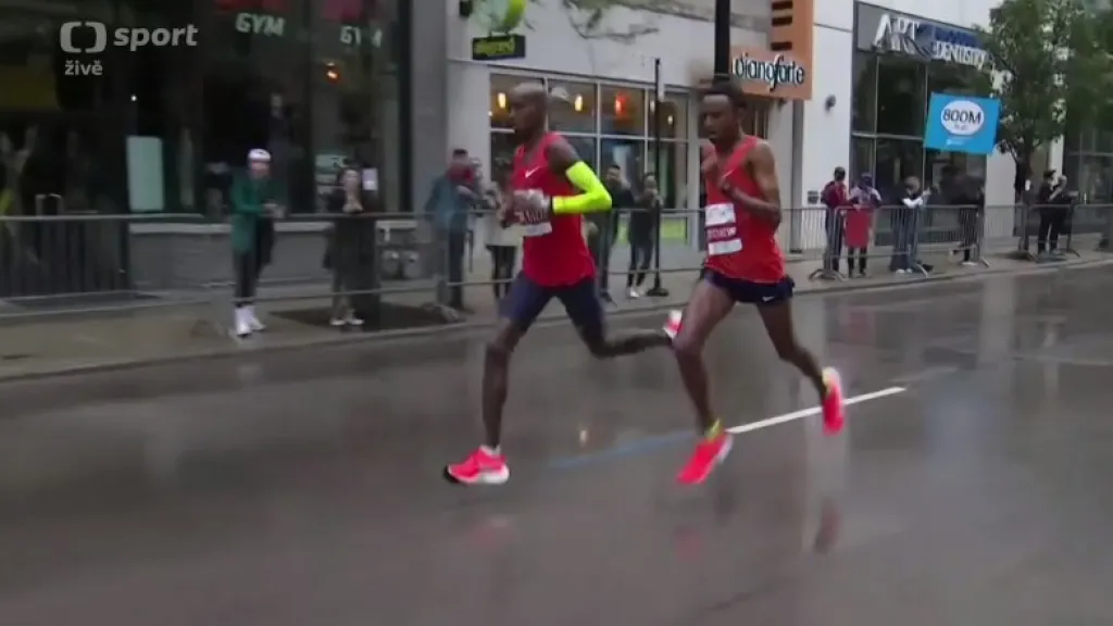 Farah vyhrál maraton v Chicagu v evropském rekordu