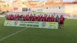 Pardubice přebírají trofej pro vítěze druhé ligy