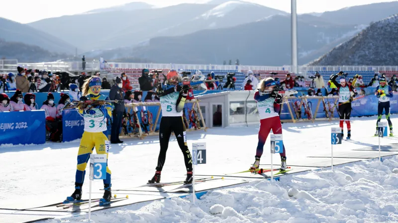 Štafeta biatlonistek na ZOH 2022