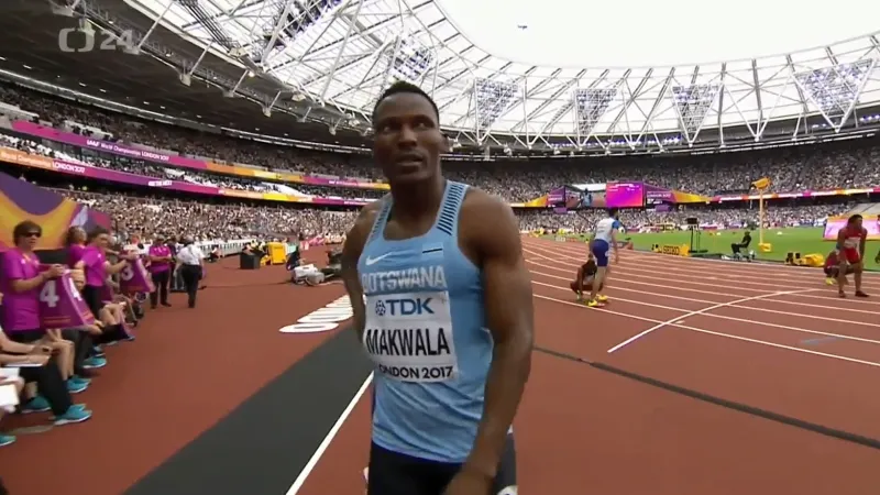 Makwalovi zakázali start kvůli nemoci, ten se bouří