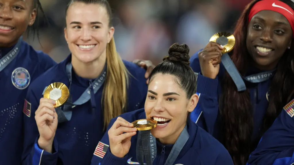 Basketbalistky USA získaly zlato poosmé za sebou