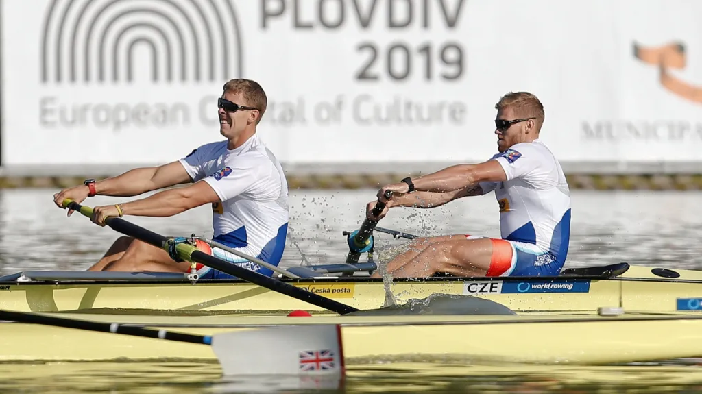 Dvojka bez kormidelníka Lukáš Helešic - Jakub Podrazil