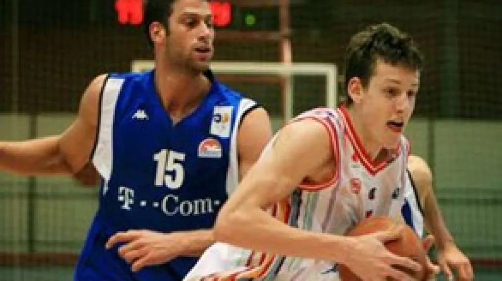 Jan Veselý z Partizanu Bělehrad