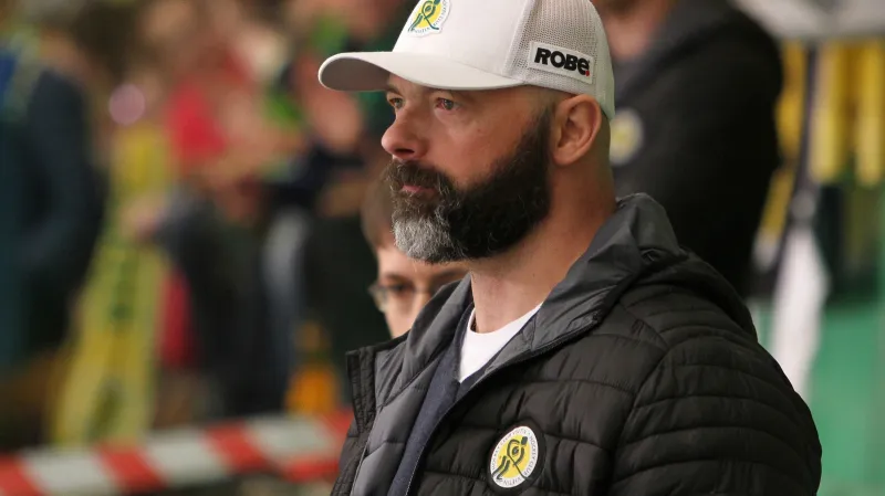 Jiří Dopita na lavičce Vsetína