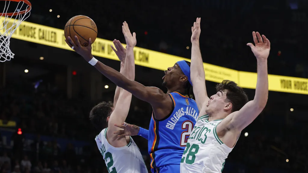 Shai Gilgeous-Alexander v utkání proti Bostonu