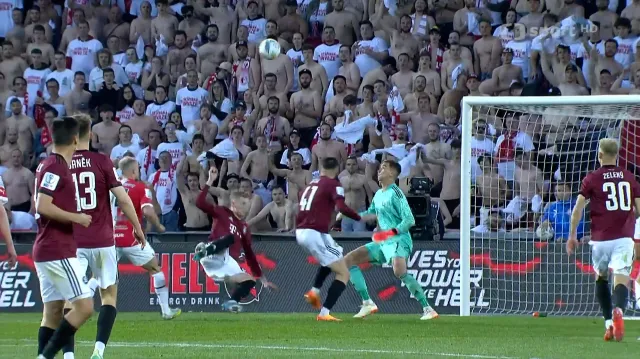 Gól v utkání Sparta – Slavia: vl. Panák – 0:2 (64. min.)