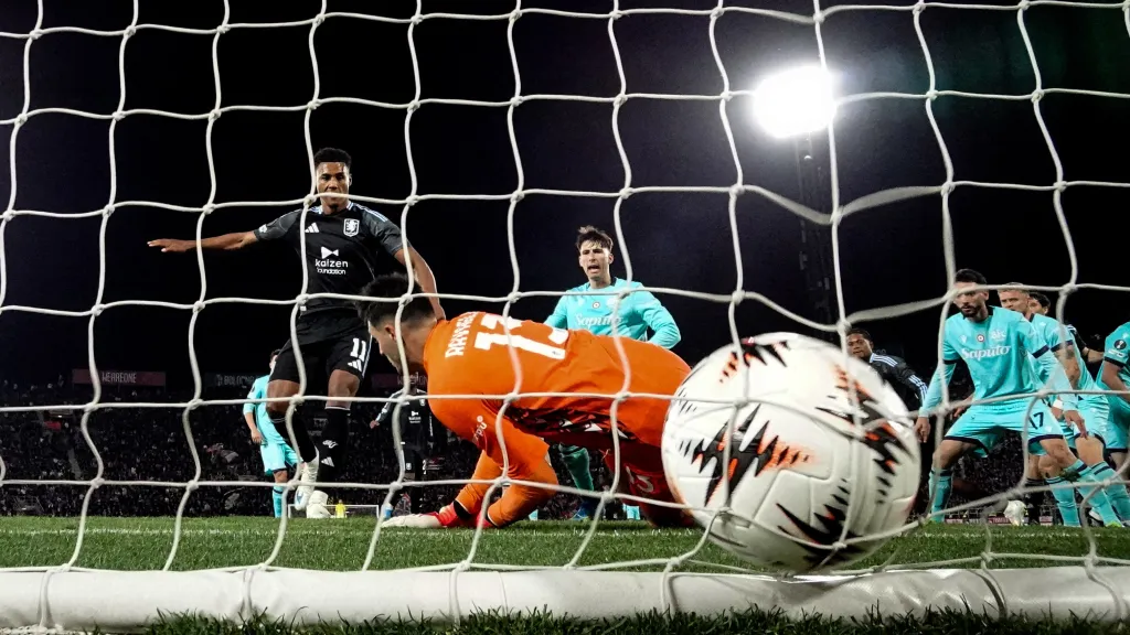 Utkání Boloňa – Aston Villa