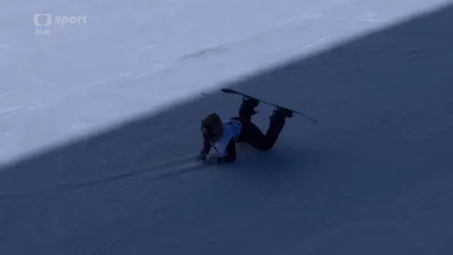 Nepovedená jízda Šárky Pančochové na U-rampě