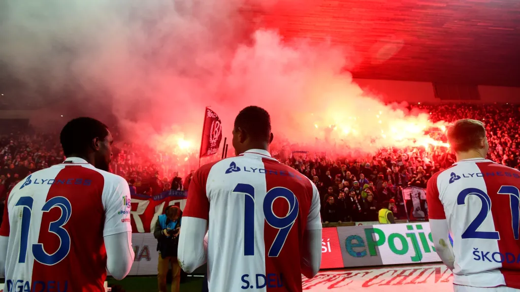 Slávisté slaví s fanoušky