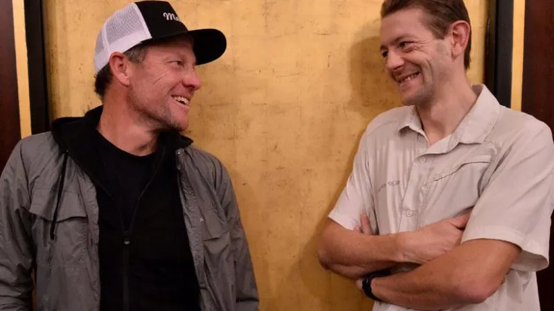 Po letech v jedné místnosti. Lance Armstrong a Christophe Bassons (2013)