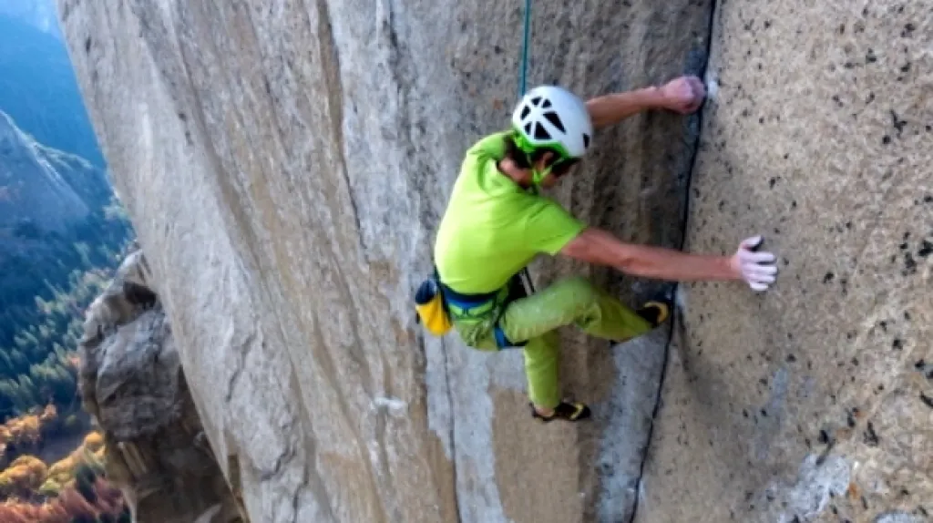 Adam Ondra ve stěně Dawn Wall