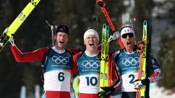 Záznam závodu biatlonistů s hromadným startem