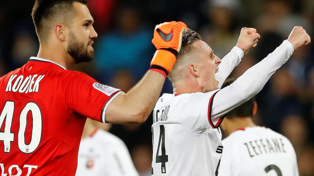 Slavící fotbalisté Rennes