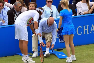 Nalbandian nakopl rozhodčího