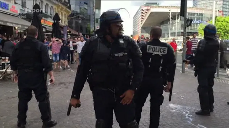 Potyčky ruských a anglických rowdies se přesunuly do Lille