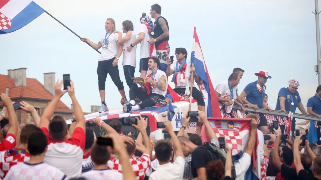 Chorvati vítají stříbrné fotbalisty z MS