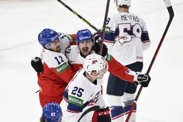 Jiří Černoch slaví gól v síti Američanů