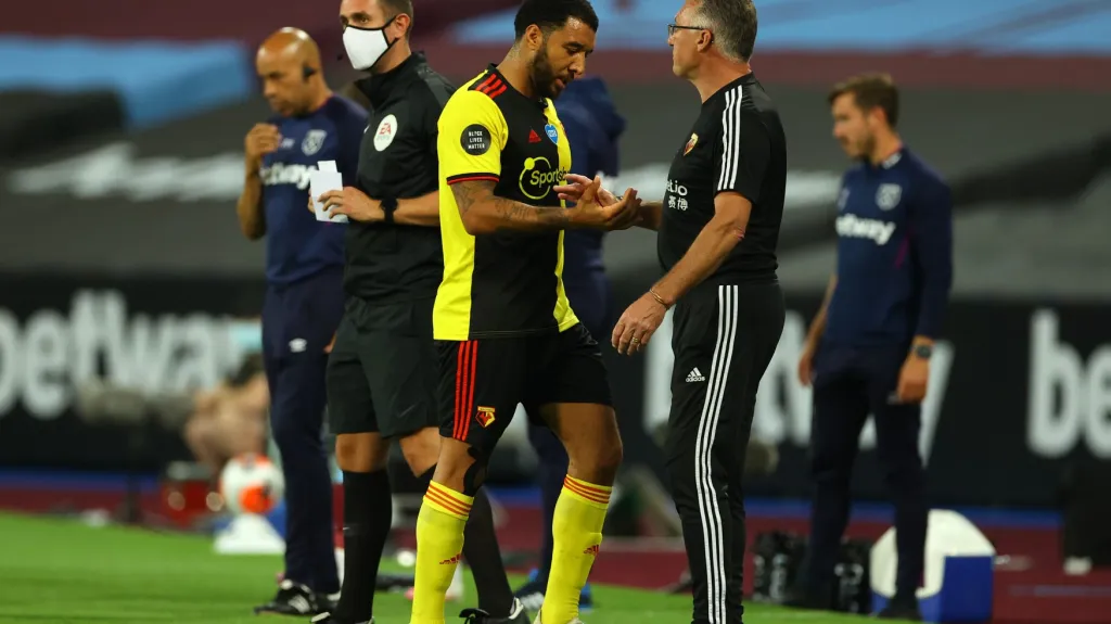 Kapitán Watfordu Troy Deeney s trenérem Nigelem Pearsonem