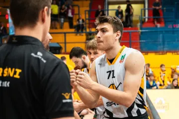 Písecký pivot Martin Svoboda