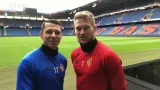 Marek Suchý a Tomáš Vaclík zdraví diváky ČT sport