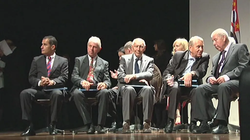 Vicemistři z Chile 62 na zahájení výstavy v Sao Paulu