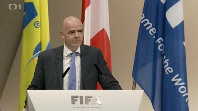 Novým šéfem FIFA je Infantino