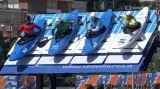 Semifinálová jízda Kneblové na kayakcrossu v Irvee