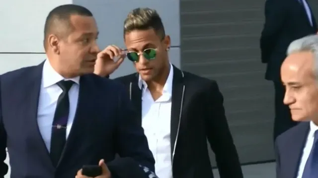 Přestup Neymara do PSG se má stvrdit v příštích dnech
