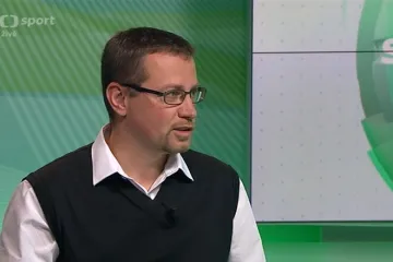 Host Sportovních zpráv: Šéf českého hokejbalu Josef Kozel