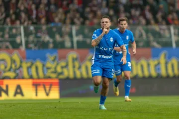 Vasil Kušej z Mladé Boleslavi se raduje z gólu