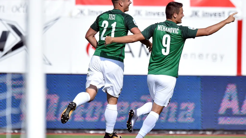 Slavící fotbalisté Jablonce