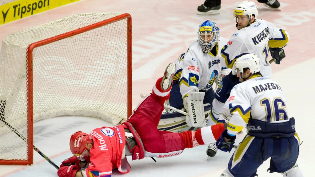 Pokoří kladenskou obranu útočníci Třince? V Budějovicích se to podařilo jen dvakrát