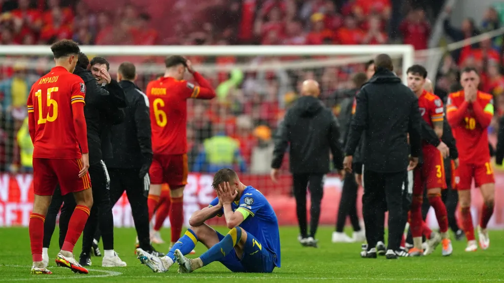 Zklamaný Jarmolenko po porážce Ukrajiny s Walesem