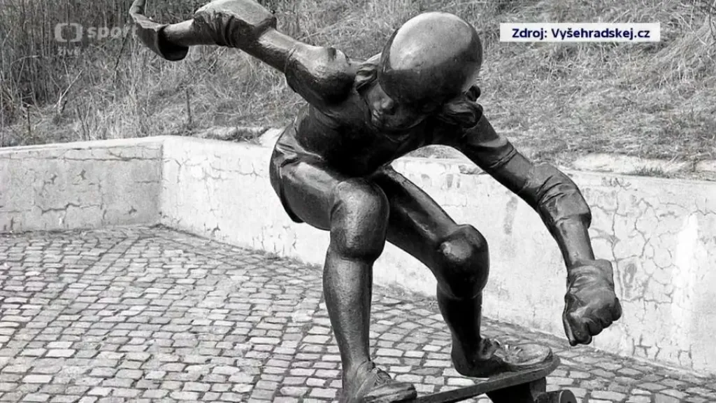 Bronzový skateboardista by se mohl vrátit na Folimanku