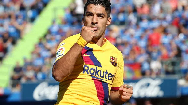 Luis Suárez se raduje z gólu Barcelony