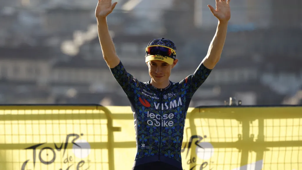 Jonas Vingegaard při týmové prezentaci