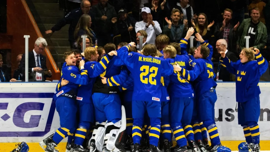 Švédští hokejisté do 18 let ovládli mistrovství světa