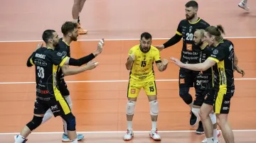 Volejbalisté Karlovarska vybojovali čtvrtý titul
