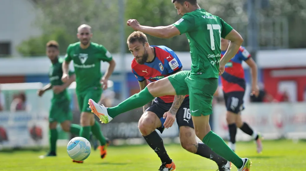 Fotbalisté Vlašimi v utkání proti Plzni